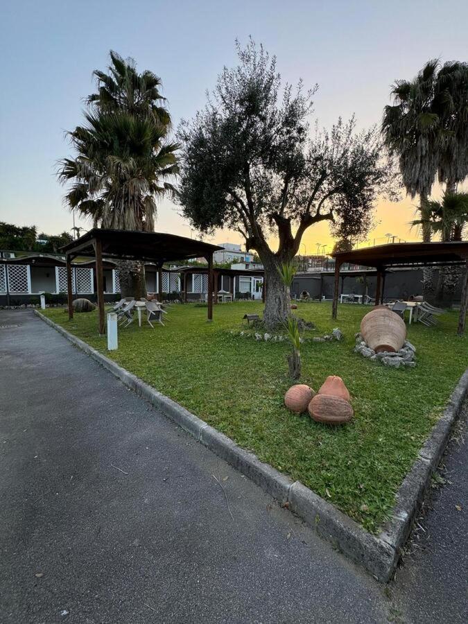 Hotel Federico II Naples Luaran gambar