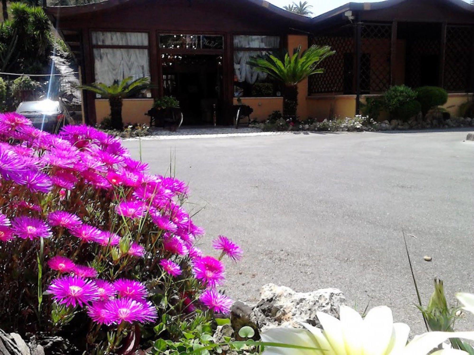 Hotel Federico II Naples Luaran gambar