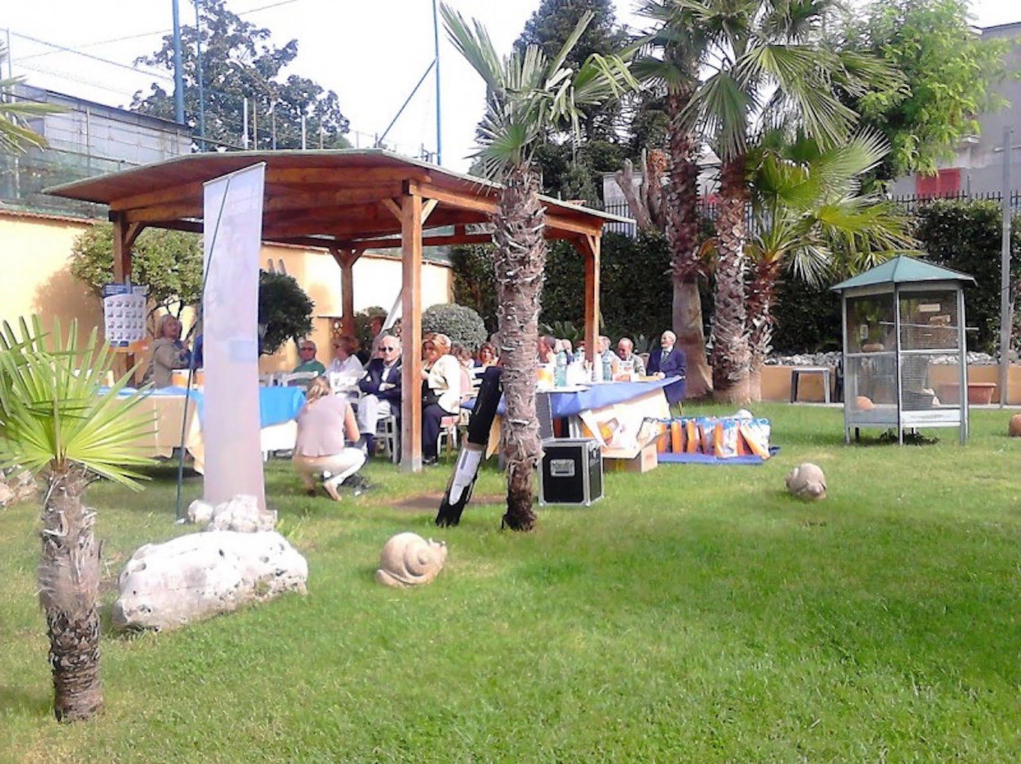 Hotel Federico II Naples Luaran gambar